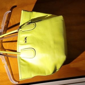 Coach purse with wallet and wristlet